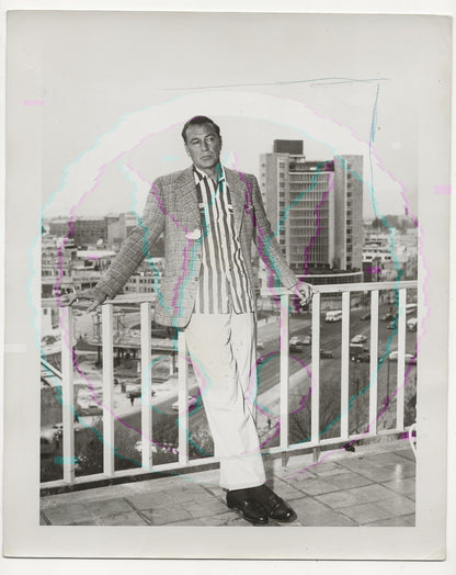 The Balcony Suite: Gary Cooper in Mexico City – Rare 1954 Art Weissman Trio