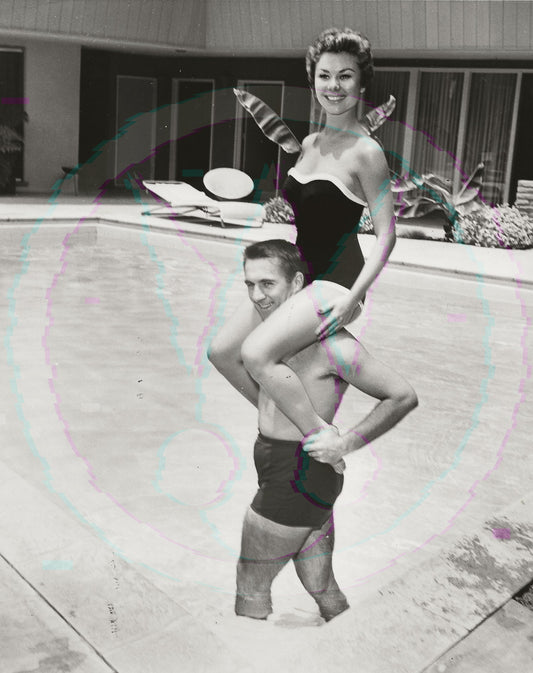 Mitzi Gaynor’s Private Poolside Play – Original 1955 Weissman GSP