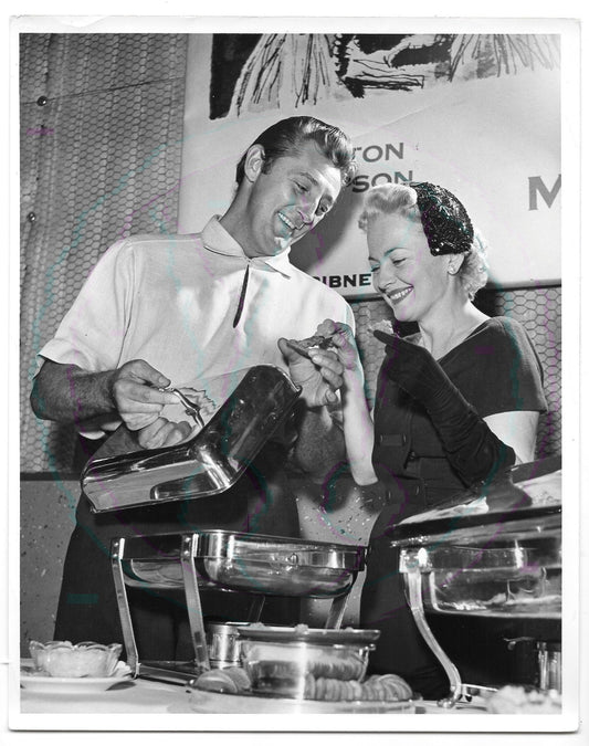 Bob Mitchum & Olivia de Havilland By Art & Len Weissman; Vintage 8x10 GSP